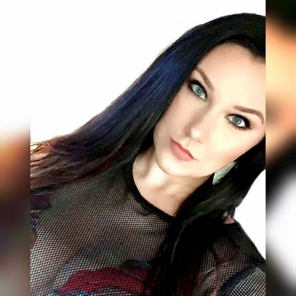 Meet your Posher, Shawn - Picture 2 of 2